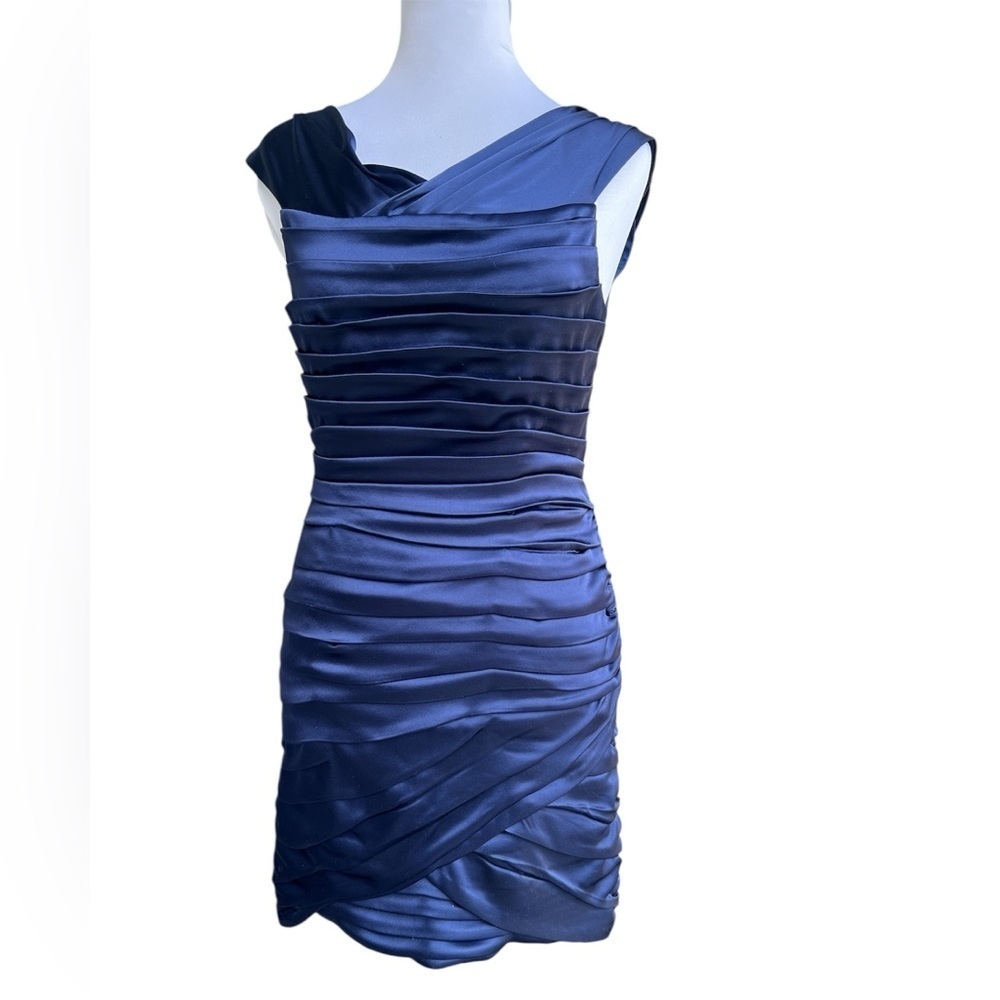 Alice + Olivia Dress Women’s Size 6 Navy Blue Ruched Draped Sheath Silk Blend